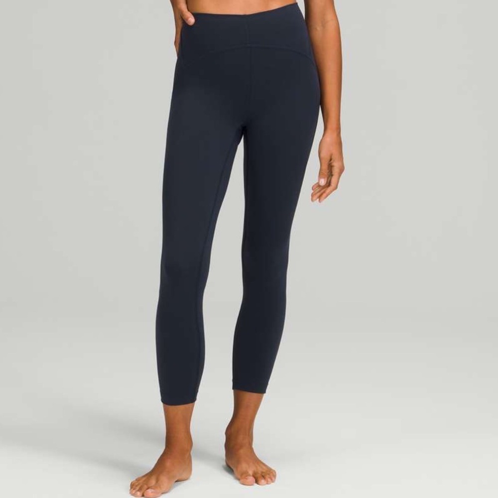 Lululemon Instill High-Rise Tight 25" in True Navy Sz 2